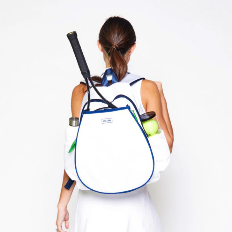 Gia Công Balo Tennis Chất Lượng Cao, Đáp Ứng Mọi Nhu Cầu 1 Balo tennis khác gì so với balo thể thao thông thường?