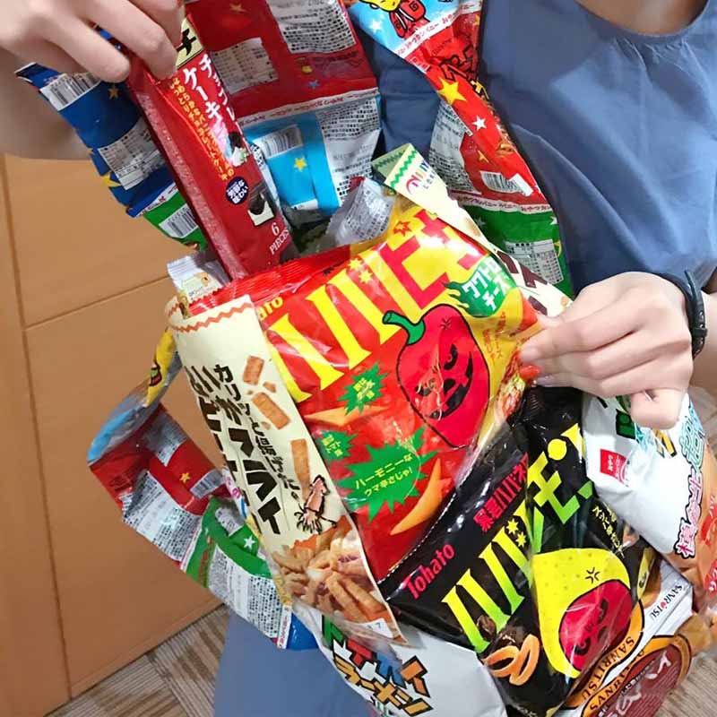 Cách Làm Balo Đồ Ăn Vặt Độc Lạ Từ Nguyên Liệu Đơn Giản 1 Vì sao balo đồ ăn vặt trở thành xu hướng được yêu thích?