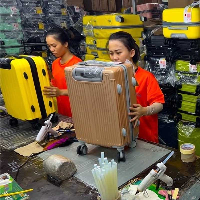 Xưởng Vali Ở Biên Hòa Uy Tín Chất Lượng - Trung Nguyên 4 Vì sao doanh nghiệp nên đặt hàng tại xưởng vali ở Biên Hòa