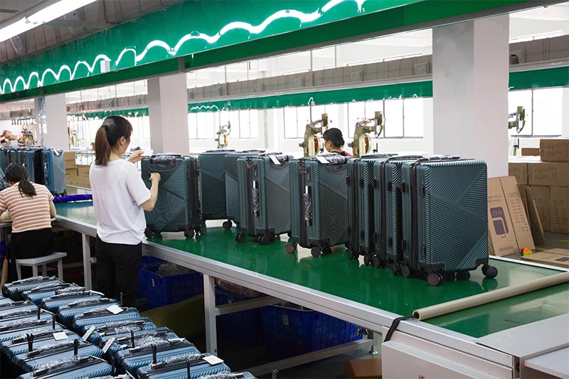 Vì sao khách hàng nên chọn Trung Nguyên để sản xuất vali