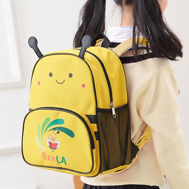 Vì sao phụ huynh nên ưu tiên balo mầm non chống gù cho con?