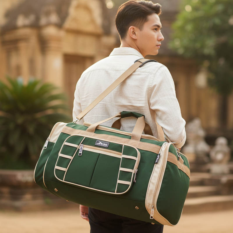 Cách chọn túi xách du lịch nam phù hợp khi đi công tác, du lịch
